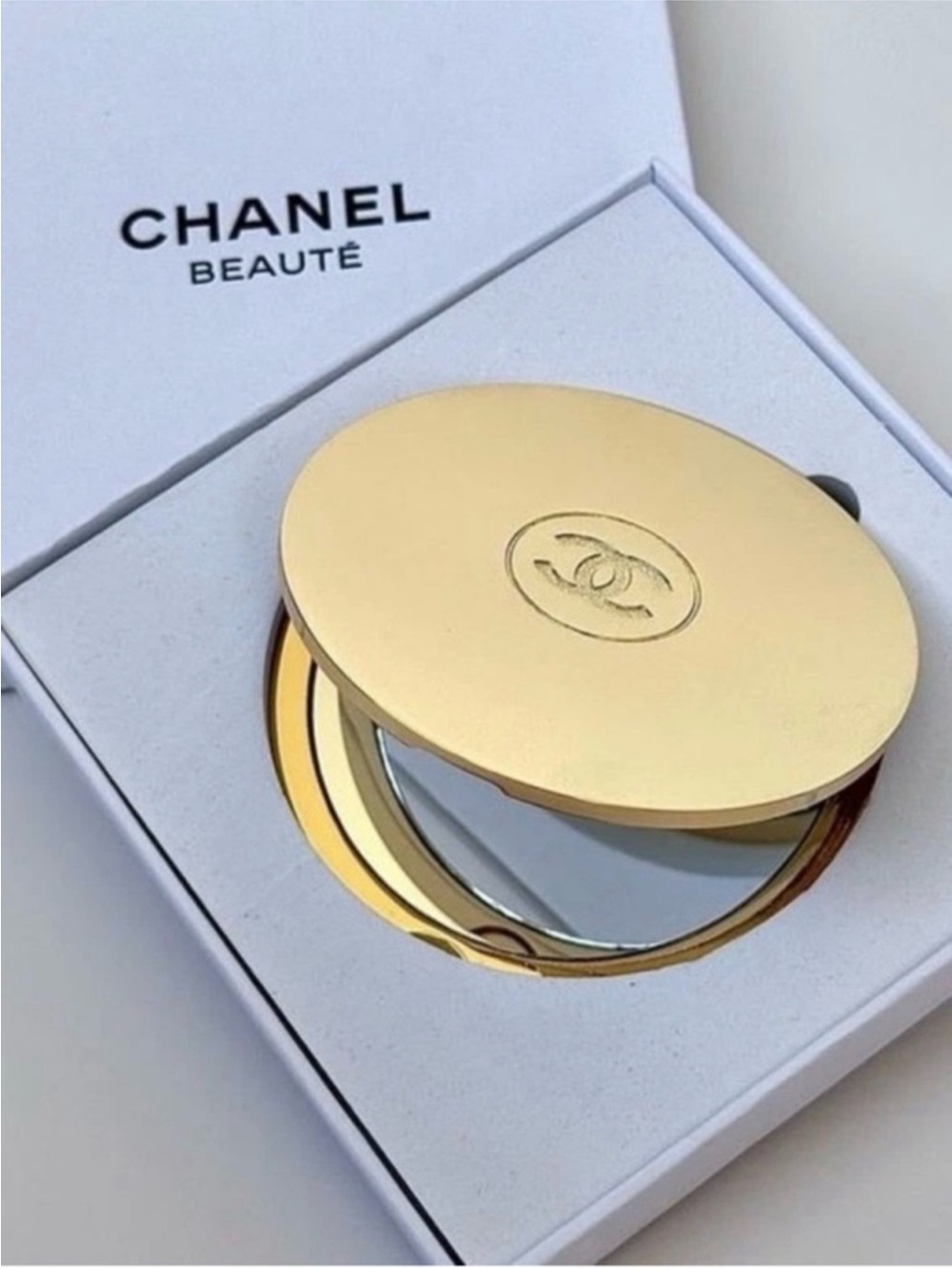 New Compact Gold Metal mirror GWP